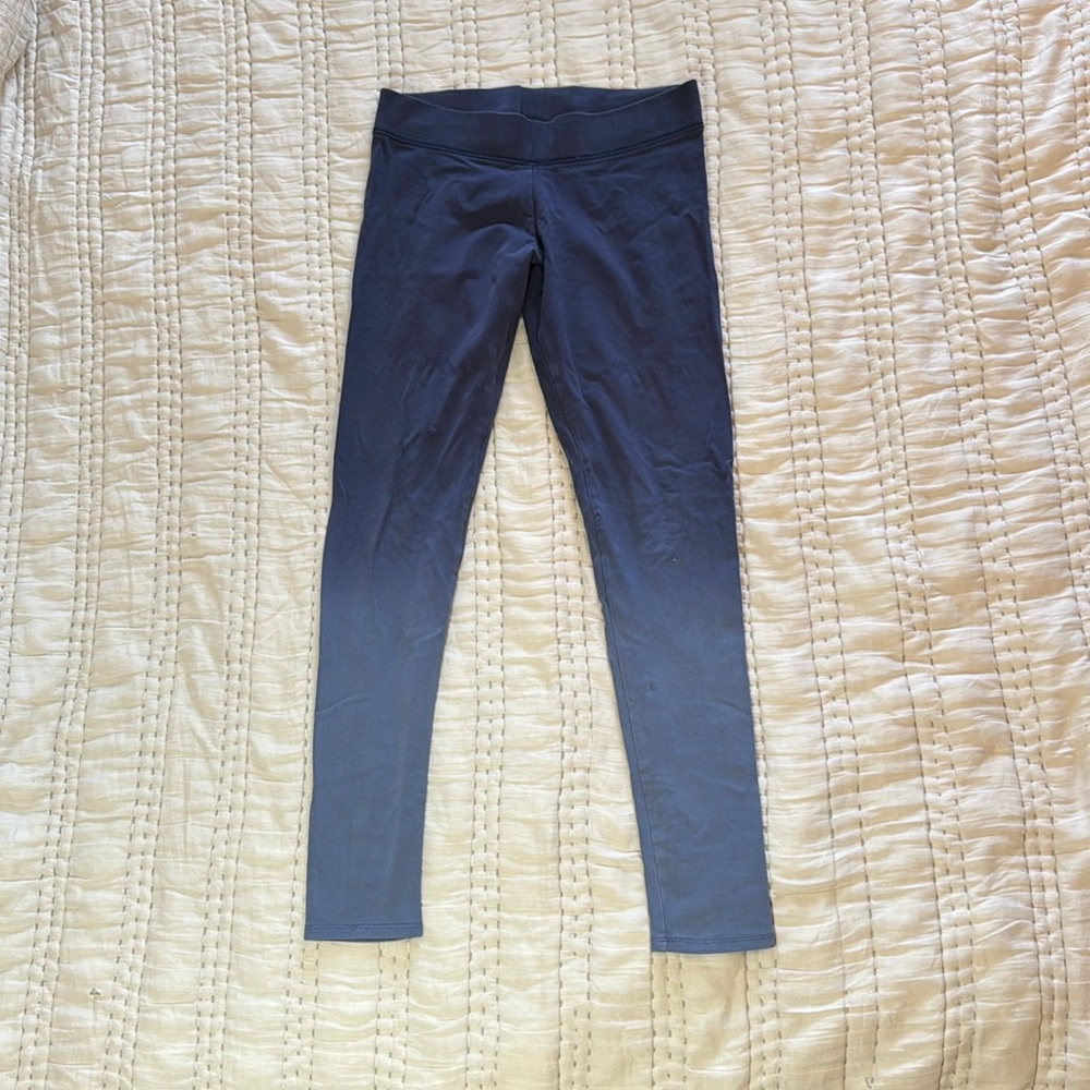 Aerie blue ombré leggings. Size small. Small stain on leg